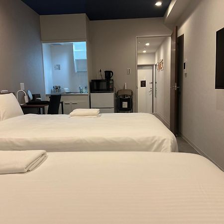 Living Inn Asahibashiekimae Premier Наха Экстерьер фото