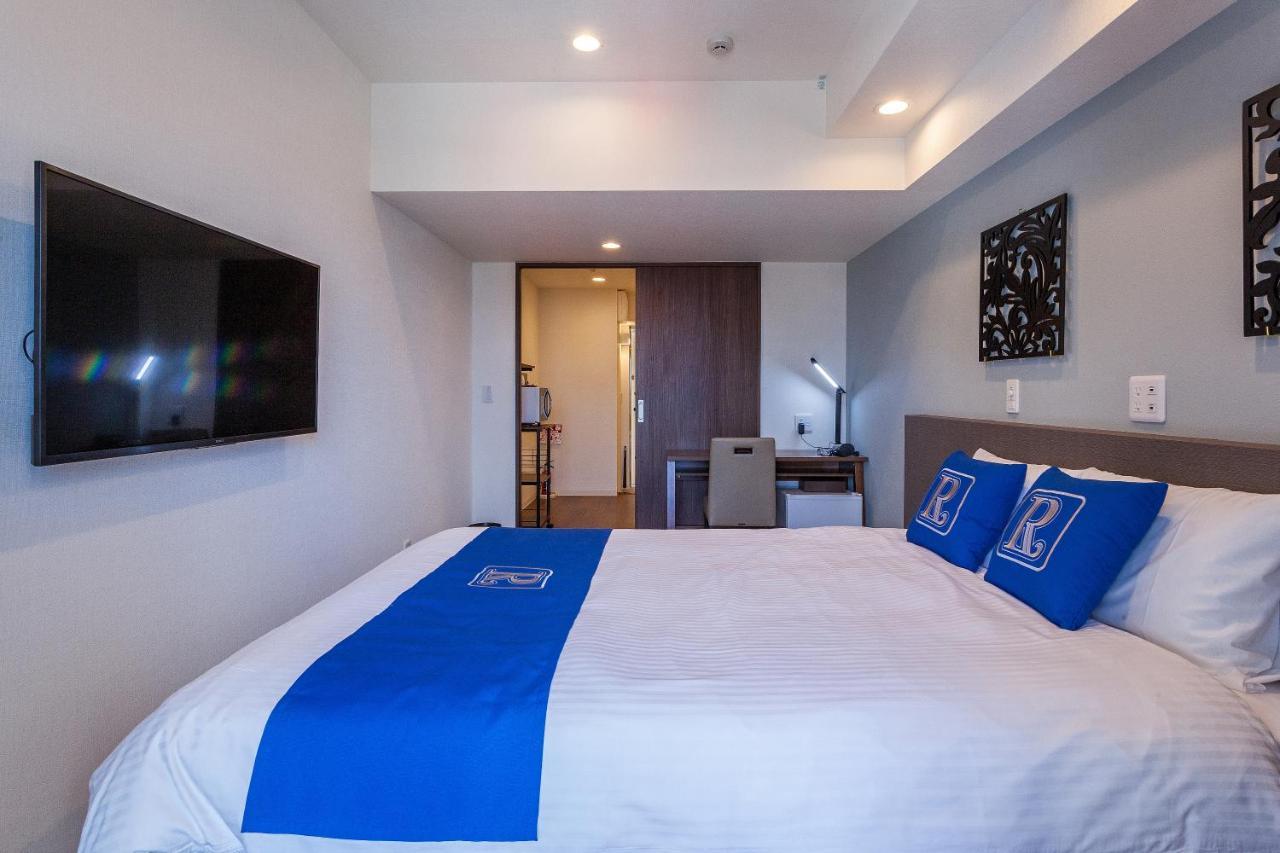 Living Inn Asahibashiekimae Premier Наха Экстерьер фото