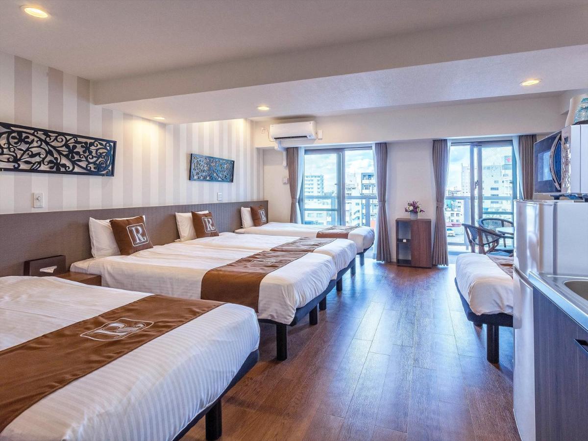 Living Inn Asahibashiekimae Premier Наха Экстерьер фото