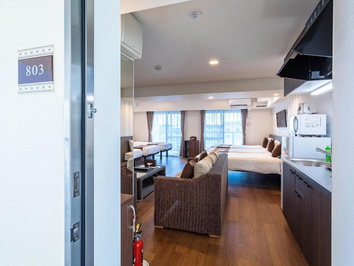 Living Inn Asahibashiekimae Premier Наха Экстерьер фото