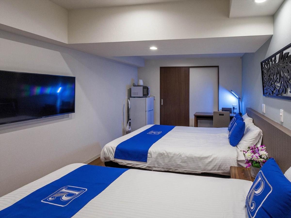 Living Inn Asahibashiekimae Premier Наха Экстерьер фото