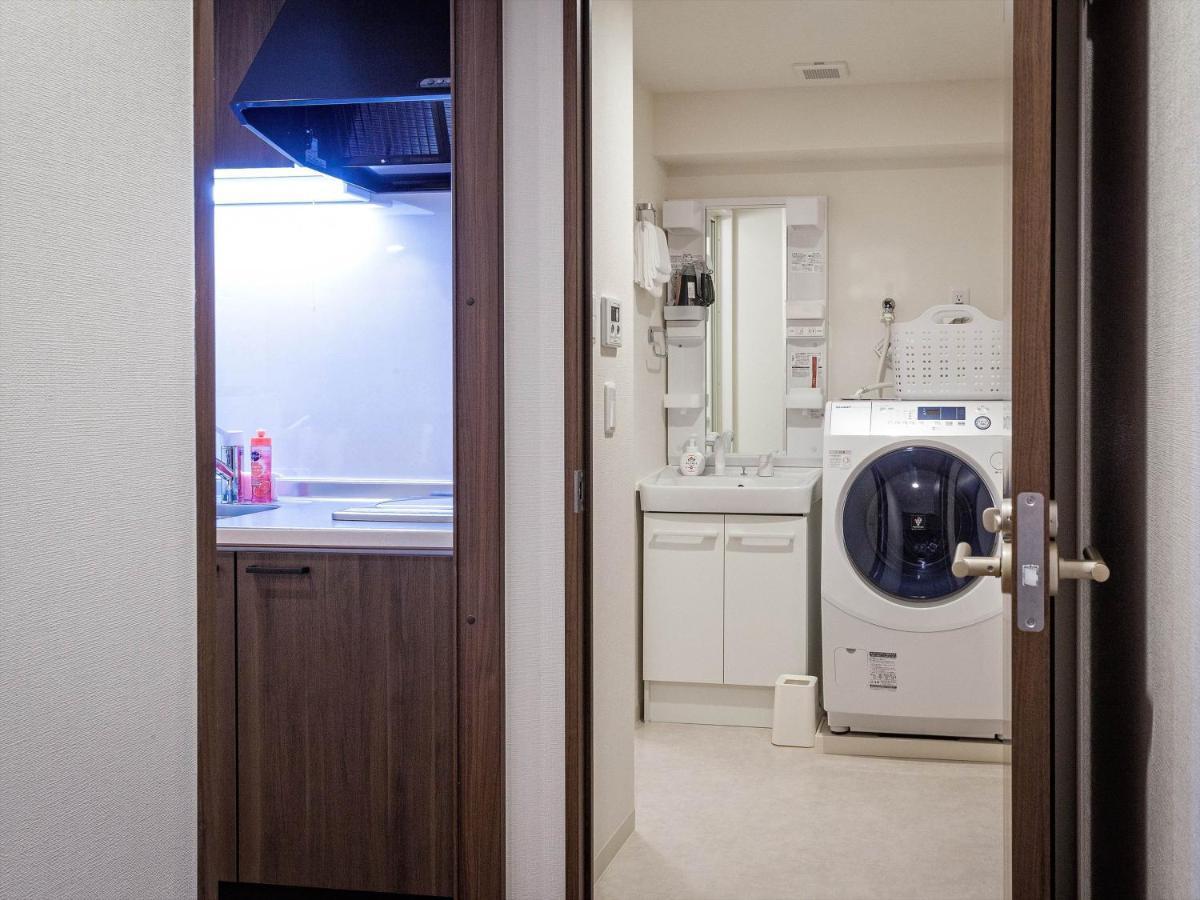 Living Inn Asahibashiekimae Premier Наха Экстерьер фото