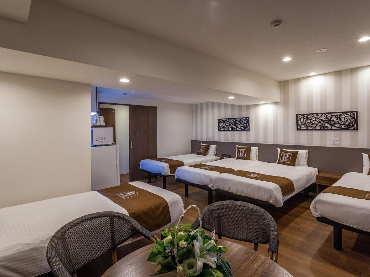 Living Inn Asahibashiekimae Premier Наха Экстерьер фото